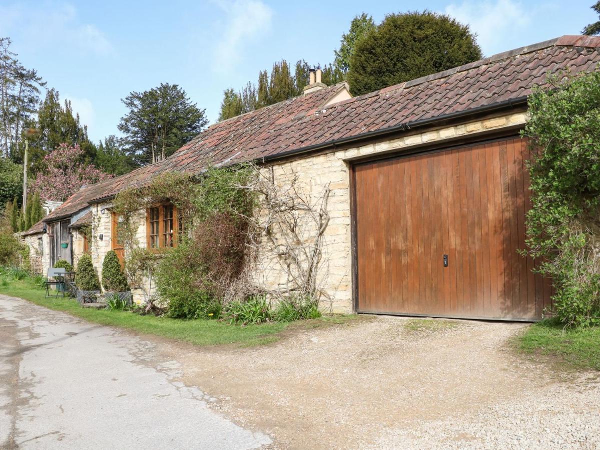 Stable Cottage Bath Extérieur photo